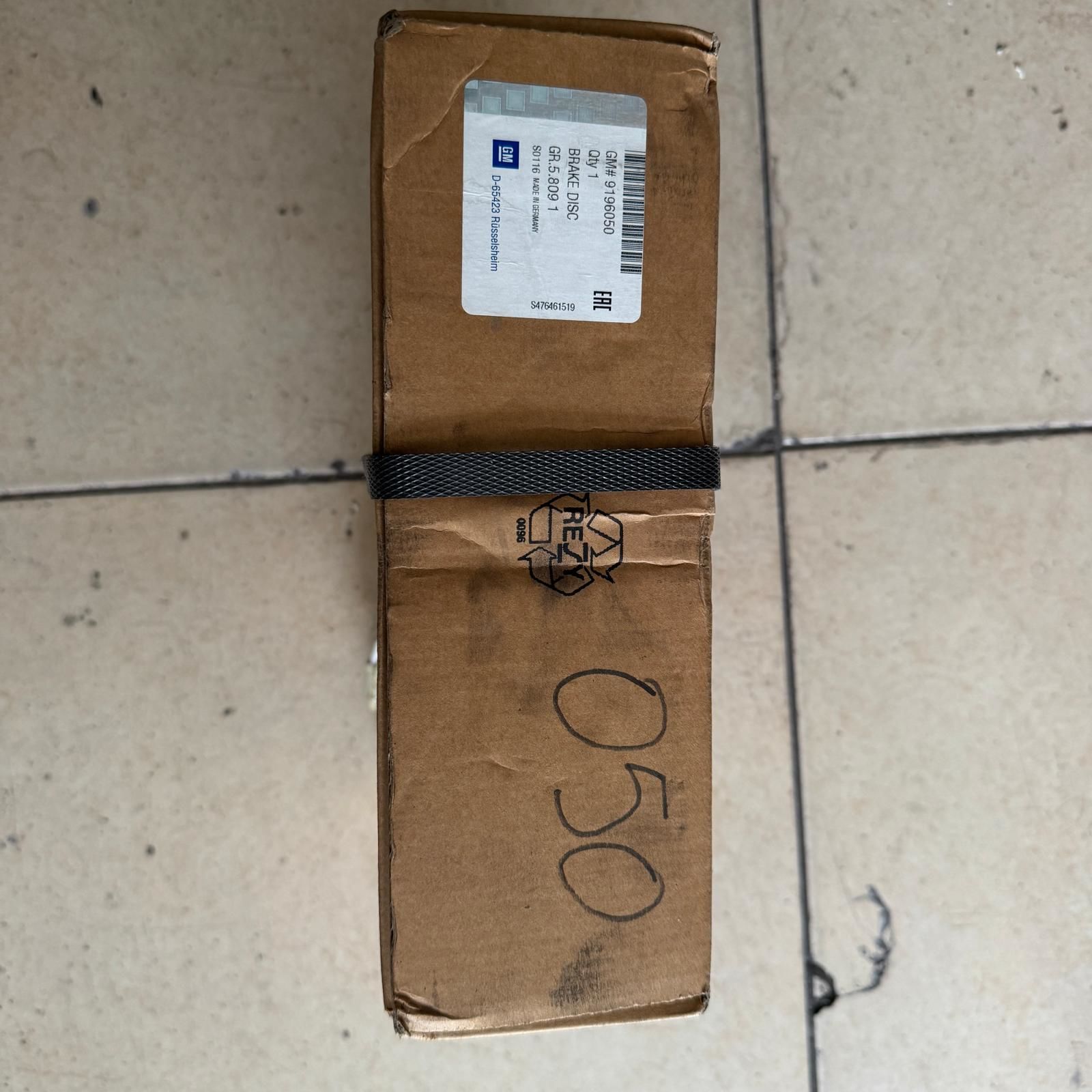 Opel Corsa C 1.3 Ön Fren Disk Aynası Orjinal Gm Marka 9196050