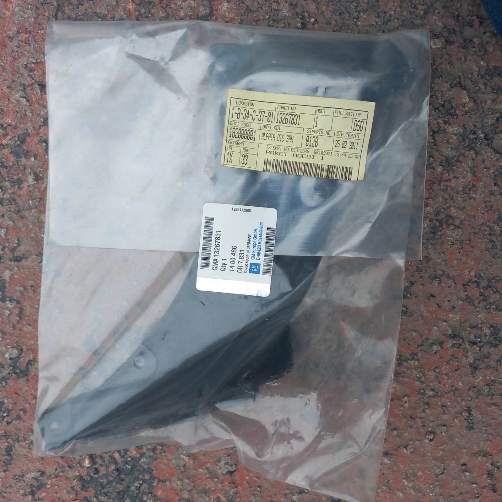 Opel İnsi̇gni̇a A Opc Arka Tampon Alt Bakali̇ti Gm Marka
