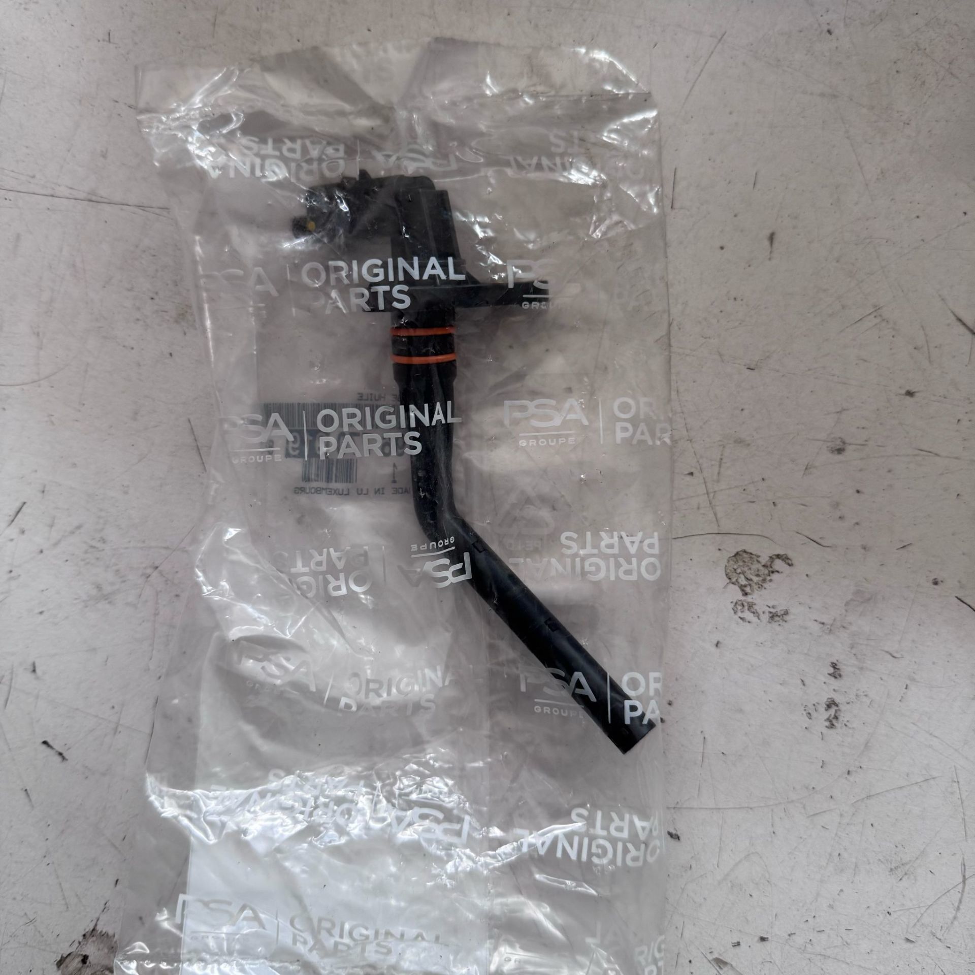 Peugeot 3008 Yağ Seviye Müşürü Orji̇nal Gm Marka 9677091980