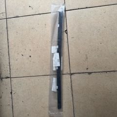 Opel Mokka Sol Arka Kapı Camı Dış Fitili Orijinal Gm Marka 42588399