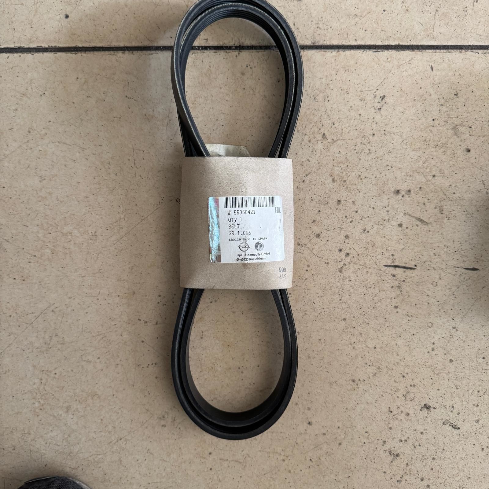Opel Astra H 1.6 Alternatör V Kayışı Orjinal Gm Marka 55350421