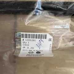 Opel Astra J Sol Ön Kapı Camı Dış Sıyırıcı Fitili Orjinal Gm Marka 13391181