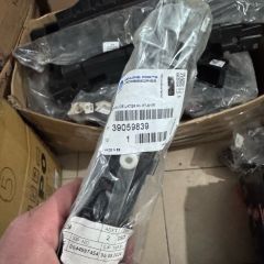 Opel Corsa E Arka Tampon Yan Braketi̇ Sağ Gm Marka