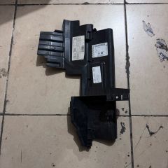 Opel Astra J Radyatör Hava Yönlendirici Sol 13402363