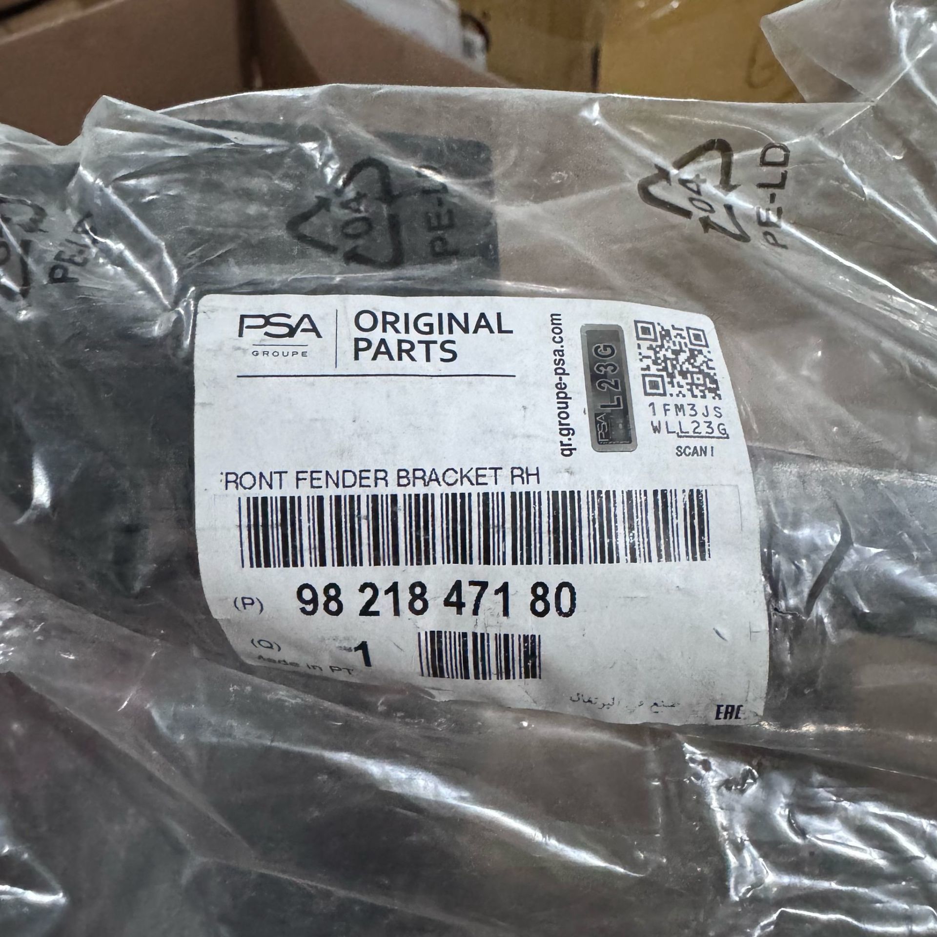 Peugeot Partner Sağ Tampon Braketi Orjinal Gm Marka 9821847180