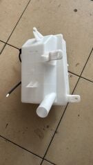 Chevrolet Capti̇va Ön Cam Su Deposu Psa Marka