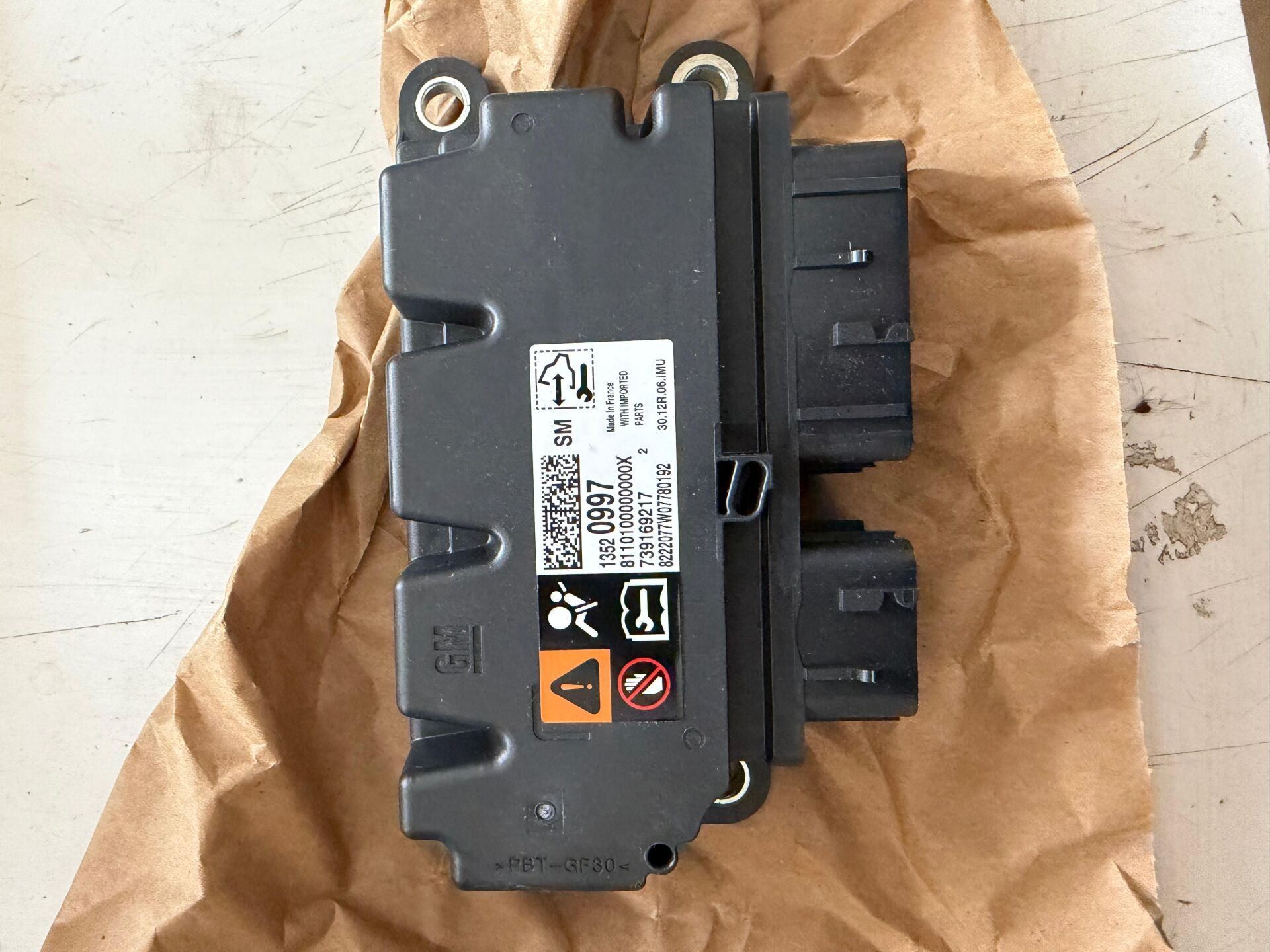 Opel Astra K Ai̇rbag Beyni̇ Psa Marka 13520997