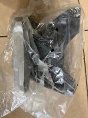 Opel Crosland X 1.5 Di̇zel Motor Kulağı Psa Marka 9820297580