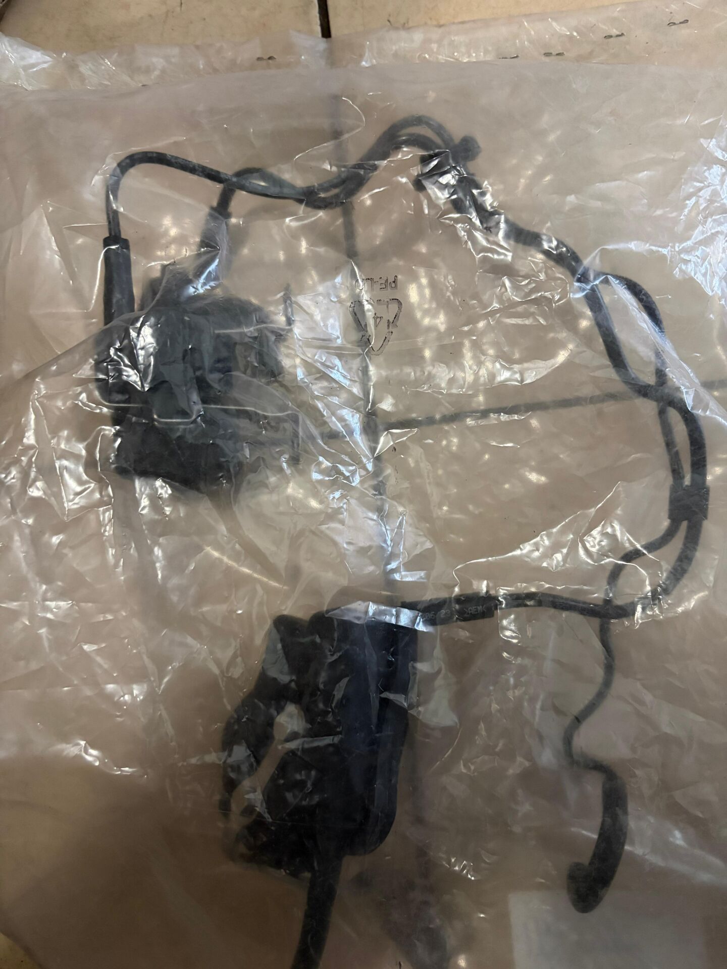 Opel Citröen Peugeot Vakum Tankı Gm Marka 25205791