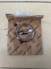 Opel Corsa F Ön Panjur Arması Gm Marka