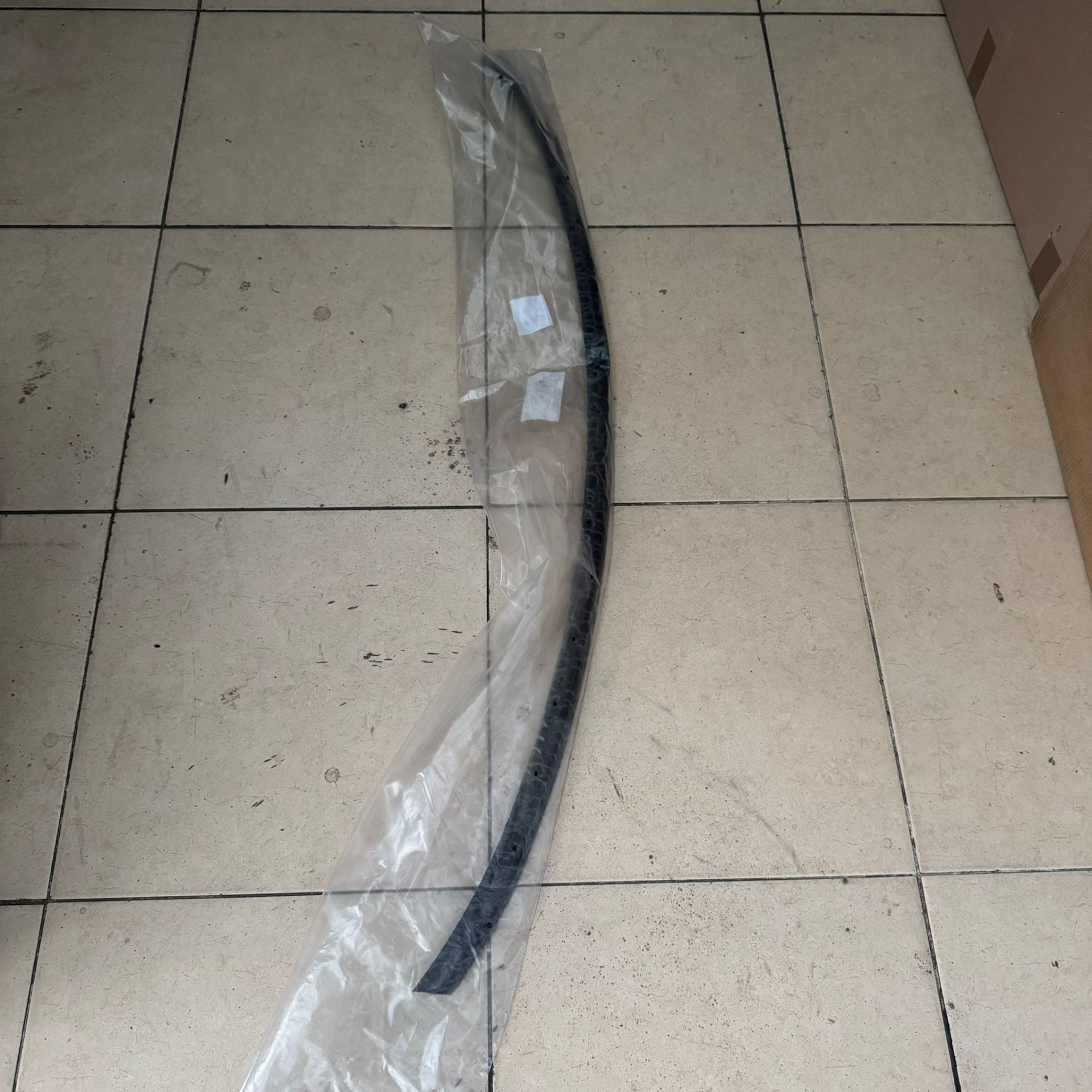 Opel Astra G Ön Cam Alt Lasti̇ği̇ Gm Marka